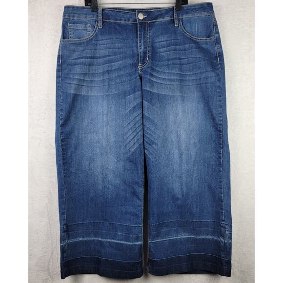 Crown & Ivy Curvy Wide Leg Raw Hem Women Plus Size 20W Jeans - Picture 1 of 7